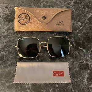 Ray-Ban Square 1971 Sunglasses 😎☀️▪️